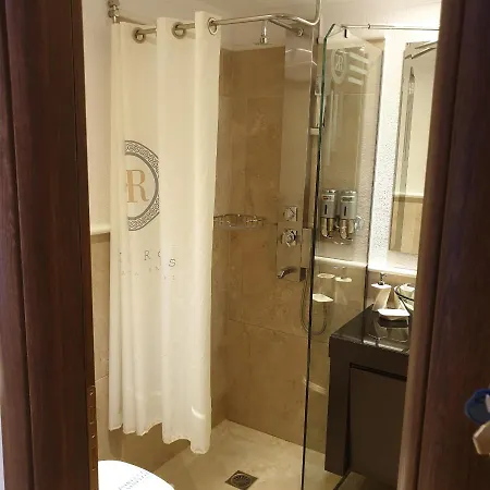 Kappa Boutique Hotel 2*